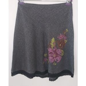 50 's style A line skirt.